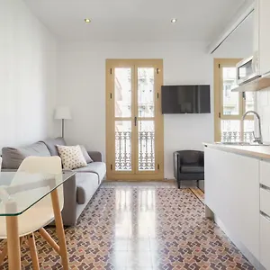 https://flateli-rossello-barcelona.topbarcelonahotels.com